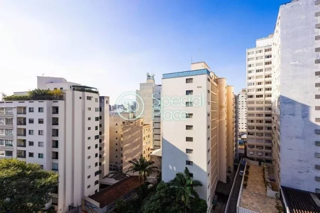 Imagem Lindo apartamento reformado em Higienópolis. São 185m² de área privativa, 03 suítes e 02 vagas ...