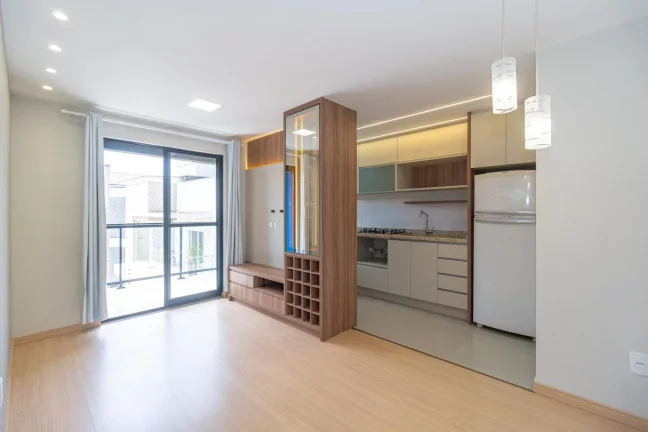 Apartamento de 2 quartos no bairro Campo Comprido