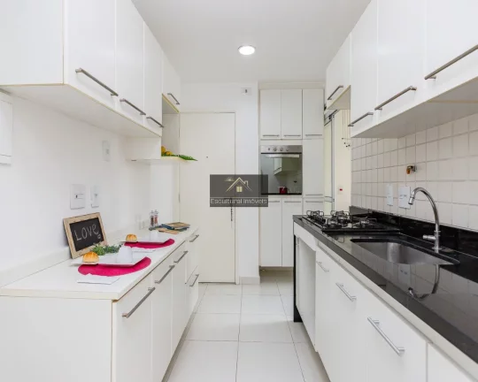 Imagem ALTO DA BOA VISTA APARTAMENTO 94,00 M 3 DORMITÓRIOS SENDO UMA SUÍTE SALA AMPLA VARANDA COZINHA FORNO FOGÃO ÁREA SERVIÇO AREJADA 2 VAGAS LAZER TOTAL