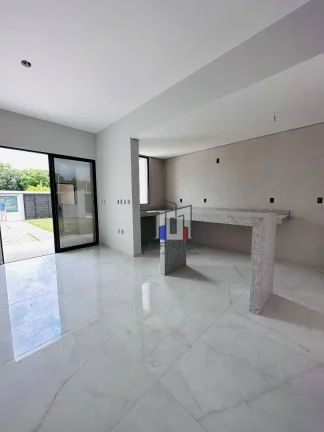 Imagem Casa à venda, 118 m² por R$ 550.000,00 - Olho D'água - Eusébio/CE