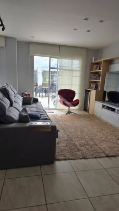 Imagem Casa Triplex Mobiliada no Jardins de Monet - 224m², Piscina Aquecida