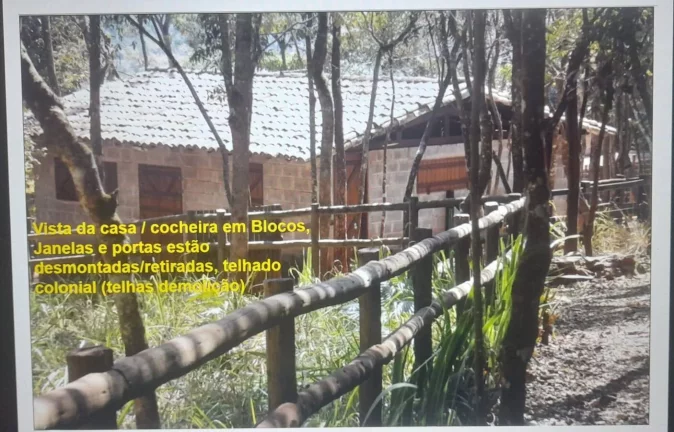 Imagem Terreno de esquina 1.000 m² Macacos