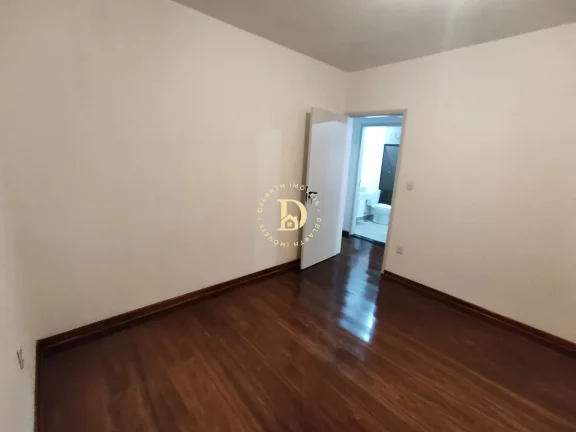 Imagem Casa - Bosque dos Eucaliptos - 3 Dormitórios ( 1 Suíte) - 140 m²