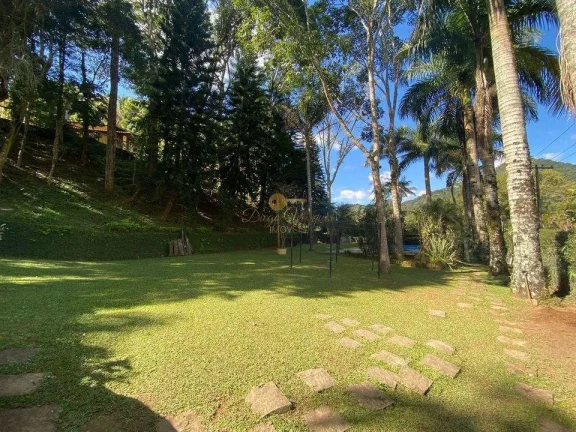 Imagem Casa em Condomínio para Venda em Teresópolis / RJ no bairro Albuquerque