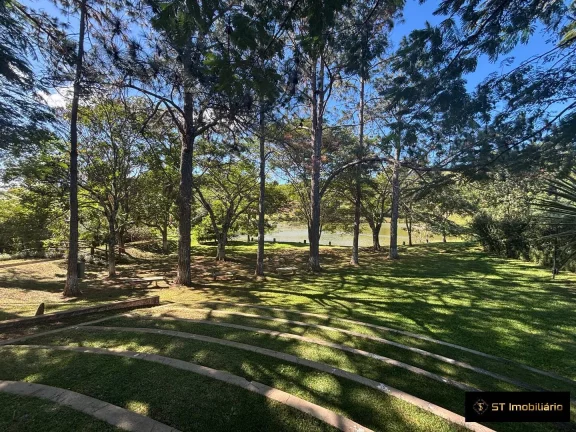 Imagem Terrenos à venda em Condomínio na região de Atibaia - Fundos pro Lago!