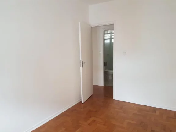 Imagem Apto com 2 dormitórios e vaga de garagem na Castro Alves