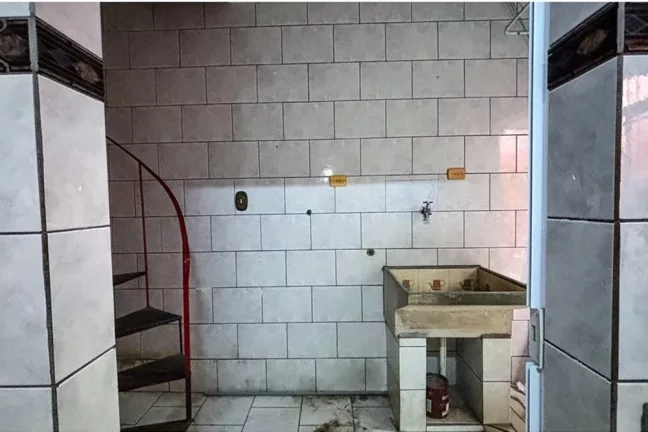 Imagem Casa a venda com 3 dormitórios em Condomínio Fechado no Jaraguá com Suíte Privativa e Área Externa Versátil