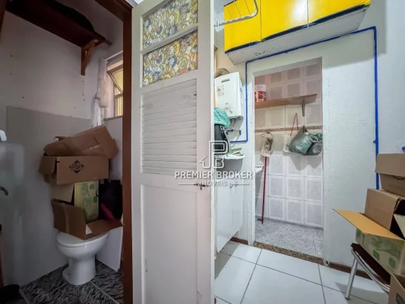 Imagem Apartamento à venda, 52 m² por R$ 360.000,00 - Várzea - Teresópolis/RJ