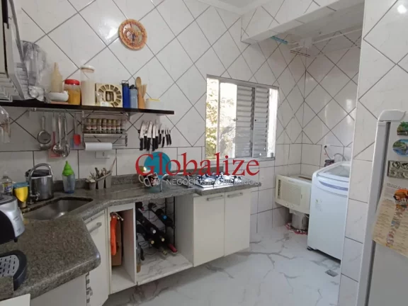 Imagem Seu refúgio pertinho do mar está aqui! APARTAMENTO NO EMBARÉ 2 DORMITÓRIOS BAIXOU O PREÇO R$ 365 MIL