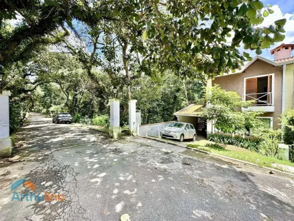Imagem Casa 124 m², com 3 dormitórios, 1 suite, 2 vagas, à venda, por R$ 1.150.000 - Jardim Ana Estela - Carapicuíba/SP