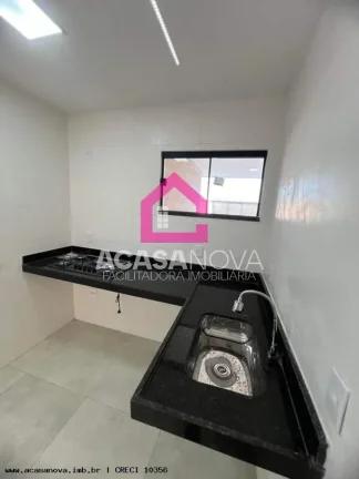 Imagem Casa para Venda em Maricá, Jardim Atlântico Leste (Itaipuaçu), 3 dormitórios, 1 suíte, 1 banheiro, 2 vagas