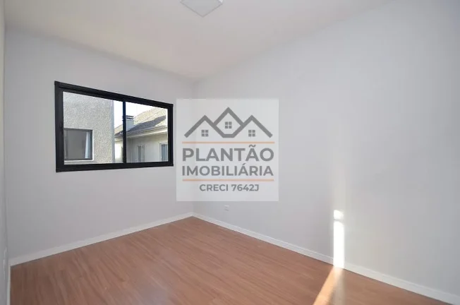 Foto do imóvel: Sobrado em Condomínio a Venda no bairro Uberaba - Curitiba, PR