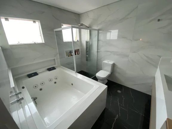 Imagem Sobrado de Alto Padrao com 411 m² 3 Dormitorios sendo 3 Suites