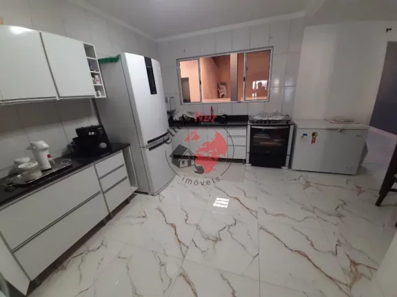 Imagem Sobrado Novo 200M2 Da praia .Estudo permuta por menor valor ,5 dorms c 2 suites , varanda e piscina ,10 vagas bairro Santa Terezinha, Itanhaem