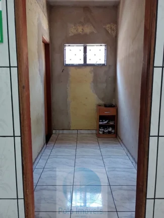 Imagem Casa térrea a venda R$ 270.000, bairro Presidente Dutra com 2 quartos sendo 1 suíte, 3 vagas de garagem em Ribeirão Preto - SP