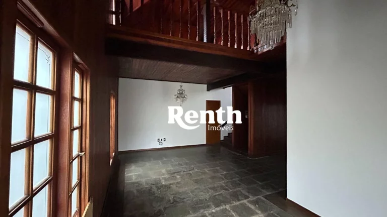 Imagem Sobrado com 3 dormitórios à venda, 296 m² por R$ 750.000,00 - Alto do Santana - Rio Claro/SP