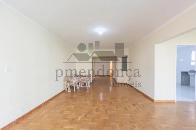 Imagem Apartamento na Rua Maranhão com 4 dormitórios (1 suíte) e 2 vagas, 220m2
