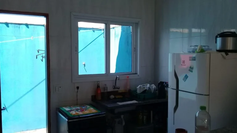 Imagem Casa para Venda em Itanhaém, Jardim Grandesp, 2 dormitórios, 1 banheiro, 1 vaga