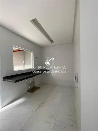 Imagem Sobrado em condomínio, fino acabamento em Praia Grande