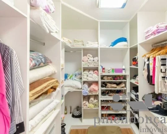 Imagem Apartamento à venda na Vila Romana com 3 suítes e 3 vagas, 168m2