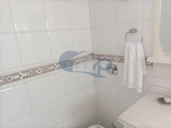 Imagem Apartamento á venda com 4 dormitórios no centro de Torres/RS