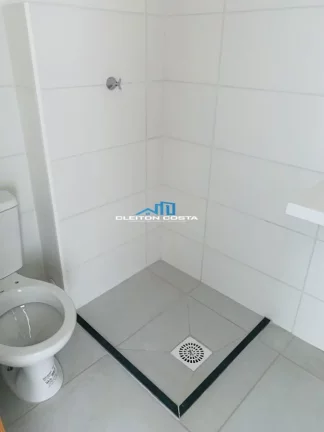 Imagem Apartamento para Locação em Feira de Santana, Muchila, 2 dormitórios, 1 banheiro, 2 vagas