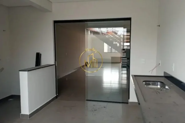 Imagem Sobrado para Venda em Sorocaba, Wanel Ville, 3 dormitórios, 1 suíte, 3 banheiros, 1 vag