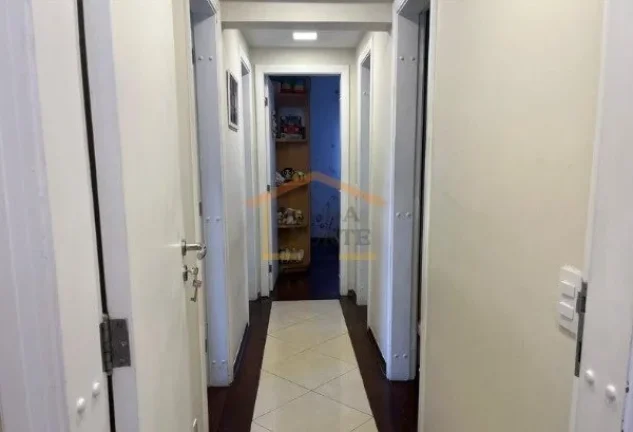 Imagem Apartamento com 143 m² de área útil, amplo e bem distribuído, composto por 4 dormitórios grande...