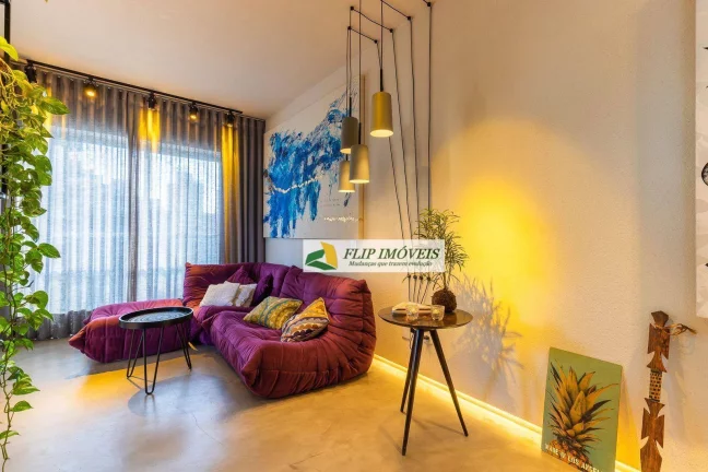 Imagem Cobertura duplex mobilhad para venda com 108 metros quadrados com 1 quarto em Cambuí - Campinas - SP