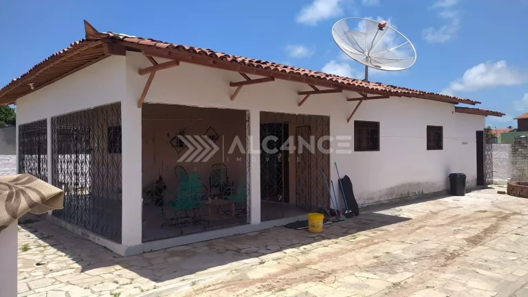 Imagem Casa - 3 Suítes - 120m² - Lucena/PB