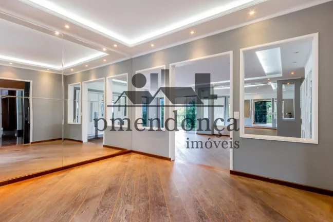 Imagem Apartamento em Higienópolis com 269m², 3 suítes e 4 vagas.