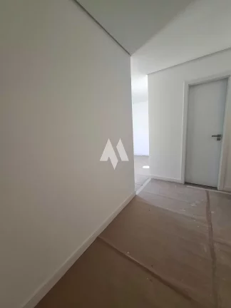 Imagem Casa Duplex /3quartos/sendo 3 suites/ piscina/Tomada para carro Elétrico/Santos