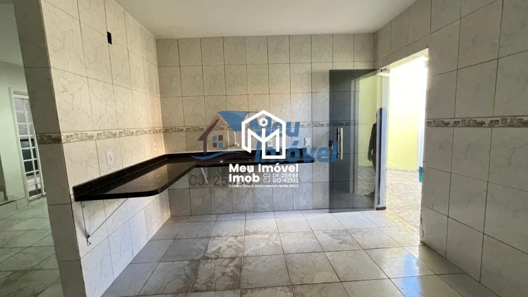 Imagem QN 406 Conj 16 Samambaia Sobrado 4 Quartos 1 Suíte 3 Vagas 105m² Varanda Lavabo