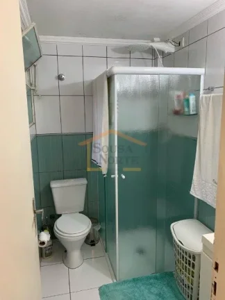 Imagem Apartamento com 60m², distribuído em 2 dormitórios, sala, cozinha, lavanderia e 1 banheiro. Possu...