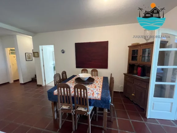 Imagem Casa a Venda em Juquehy Pé na Areia, aluguel de temporada em Juquehy com 4 dormitórios, 2 suítes c/vista ao mar, max. 10 pessoas | Juquehy Imobiliária