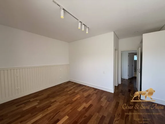 Imagem Belíssima Casa Recém Construída em Campos do Jordão