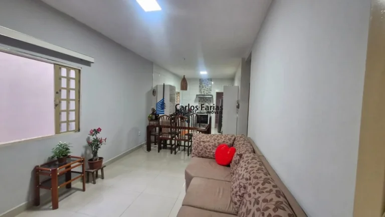 Imagem Casa para Venda em Cidade Ocidental, Centro, 2 dormitórios, 1 suíte, 2 banheiros, 2 vagas