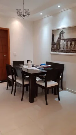 Imagem Sobrado Grande 222 m² no centro 3 Dormitorios sendo 3 suítes e 4 Vagas