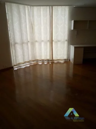 Imagem Apto duplex à 200 metros do metro Conceição 138 metros quadrados distribuídos em dois pisos Dois quartos com armários planejados Dois banheiros .