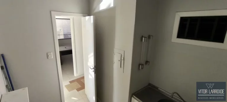 Imagem Sala Comercial 102m² no Interclínicas em Tubarão