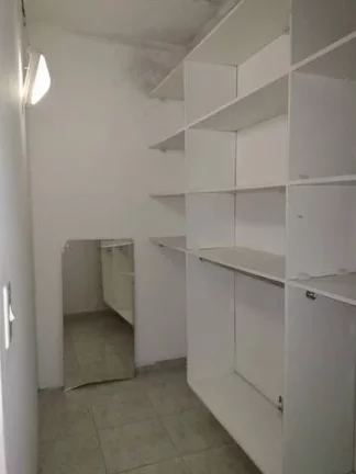 Imagem Sobrado Maravilhosos com 179 m² 3 Dormitorios 2 Vagas Garagens