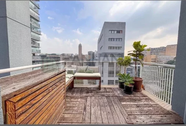 Imagem Venha conhecer o apartamento dos seus sonhos! Este incrível Loft Duplex está em excelente estado e possui características que vão te encantar. Ao ent