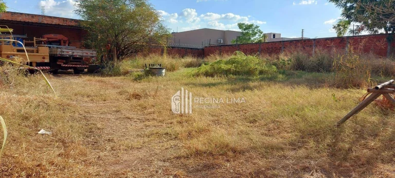 Imagem Terreno à venda, 750 m² por R$ 750.000,00 - próximo à Faculdade UNIRB -Gurupi - Teresina/PI
