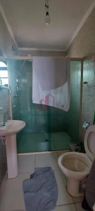 Imagem Casa Comercial à Venda em Franco da Rocha - Jardim Luiza: 1 Quarto, 1 Sala, 5 Vagas de Garagem e 180m² de Área.