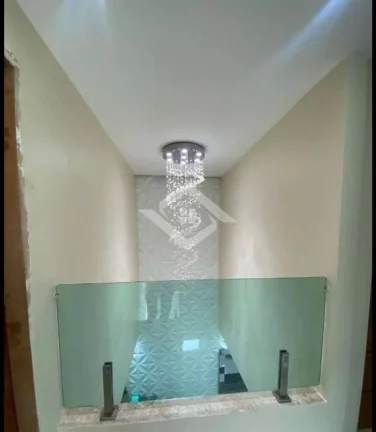 Imagem CASA TRIPLEX COM 300M2 EM CONDOMÍNIO FECHADO TAQUARA MUITO BOM GOSTO