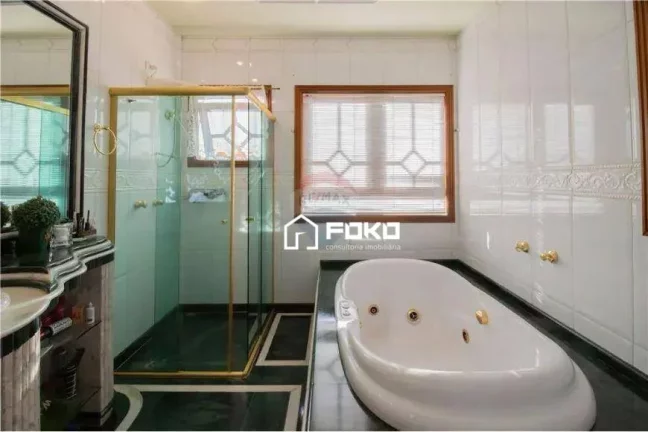 Imagem Sobrado com 3 dormitórios, 450 m² - venda por R$ 2.479.999,99 ou aluguel por R$ 14.445,82/mês - Jardim Maia - Guarulhos/SP
