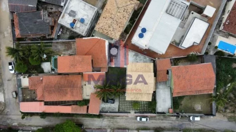 Imagem Casa Triplex com 04 quartos em condomínio fechado - Bairro Interlagos. OPORTUNIDADE!