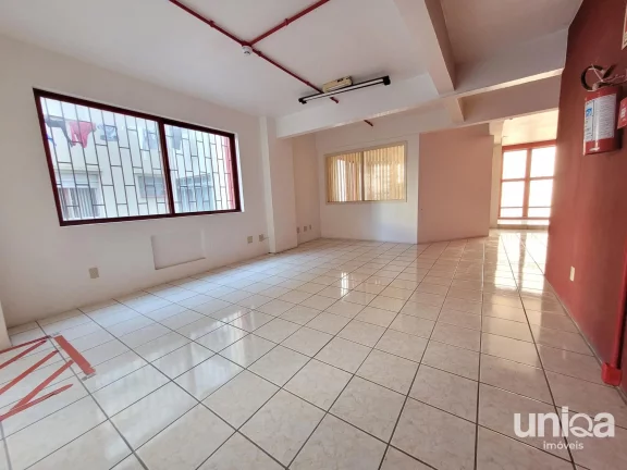 Imagem Loja Comercial Térrea 289m2 Terraço Mezanino Banh PNE - Região Central