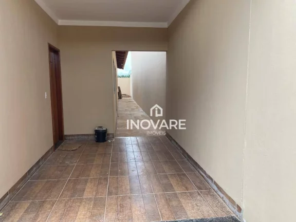 Imagem Casa com 3 dormitórios à venda, 90 m² por R$ 290.000 - Setor Flamboyant - Itumbiara/GO