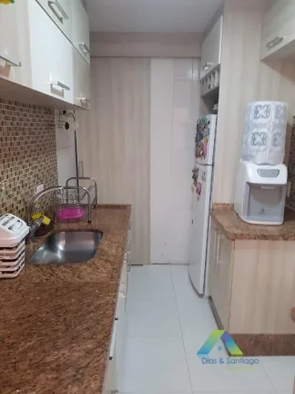 Imagem Sobrado em vila fechada a 15 minutos da estação do metro Vergueiro, e a 800 metros do parque da Aclimação, 2 dormitórios sendo 1 suíte com edícula.